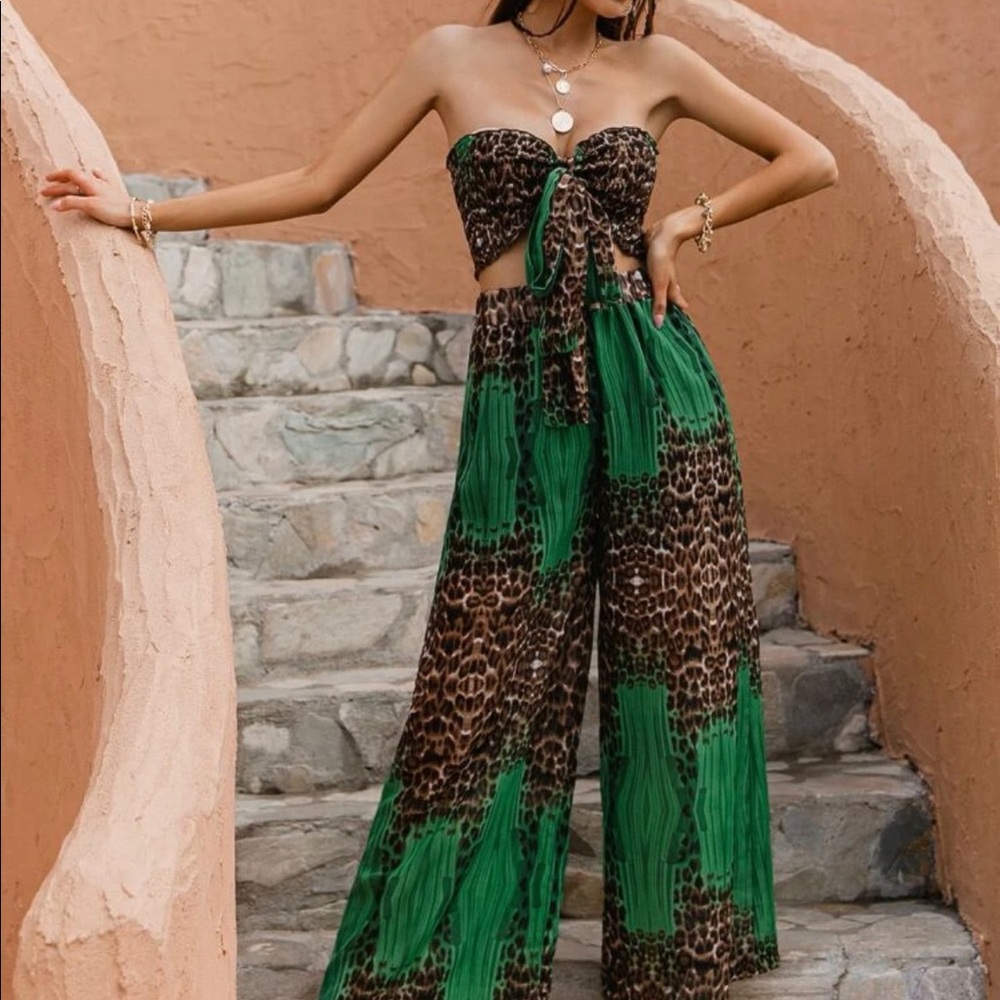 SHEIN Set (Bag Included) - Picture 6 of 9